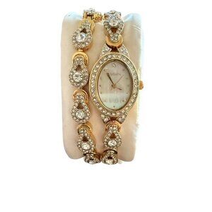 Elgin Womens Oval Yellow Gold Tone Mother Of Pearl Dial Watch Bracelet Set Vtg